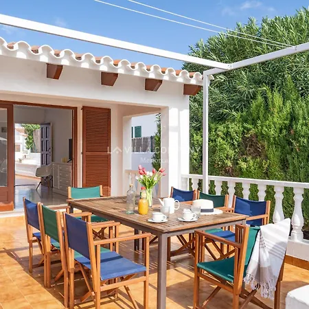 Jojo & Cleo Vila Port d'Addaia